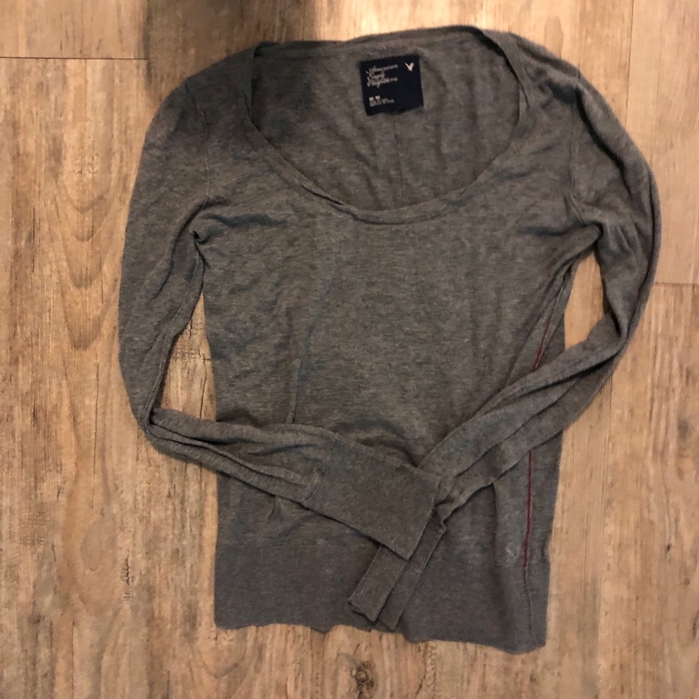 Fitted American Eagle top